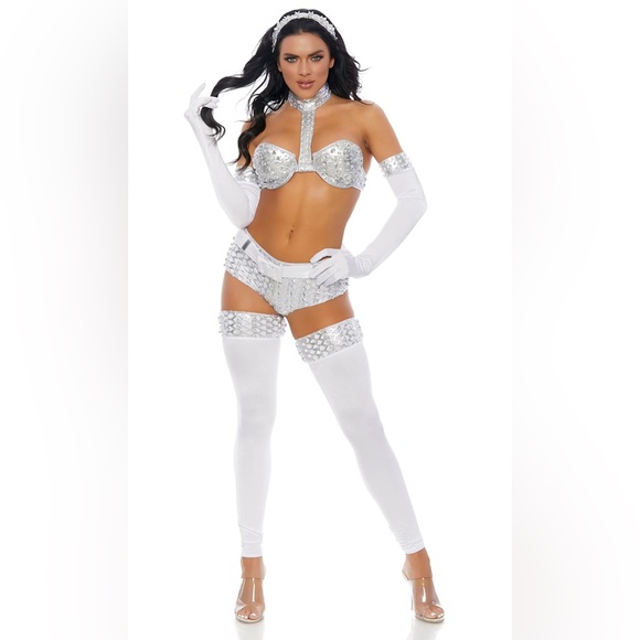 Future is Female Costume - Picture 1 of 3